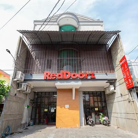 Reddoorz @ Manukan Sorabaya Extérieur photo