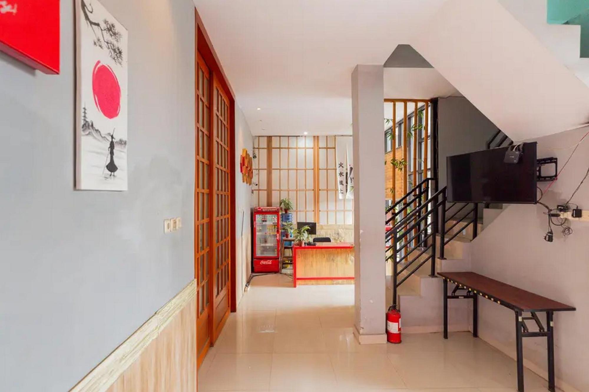 Reddoorz @ Manukan Sorabaya Extérieur photo