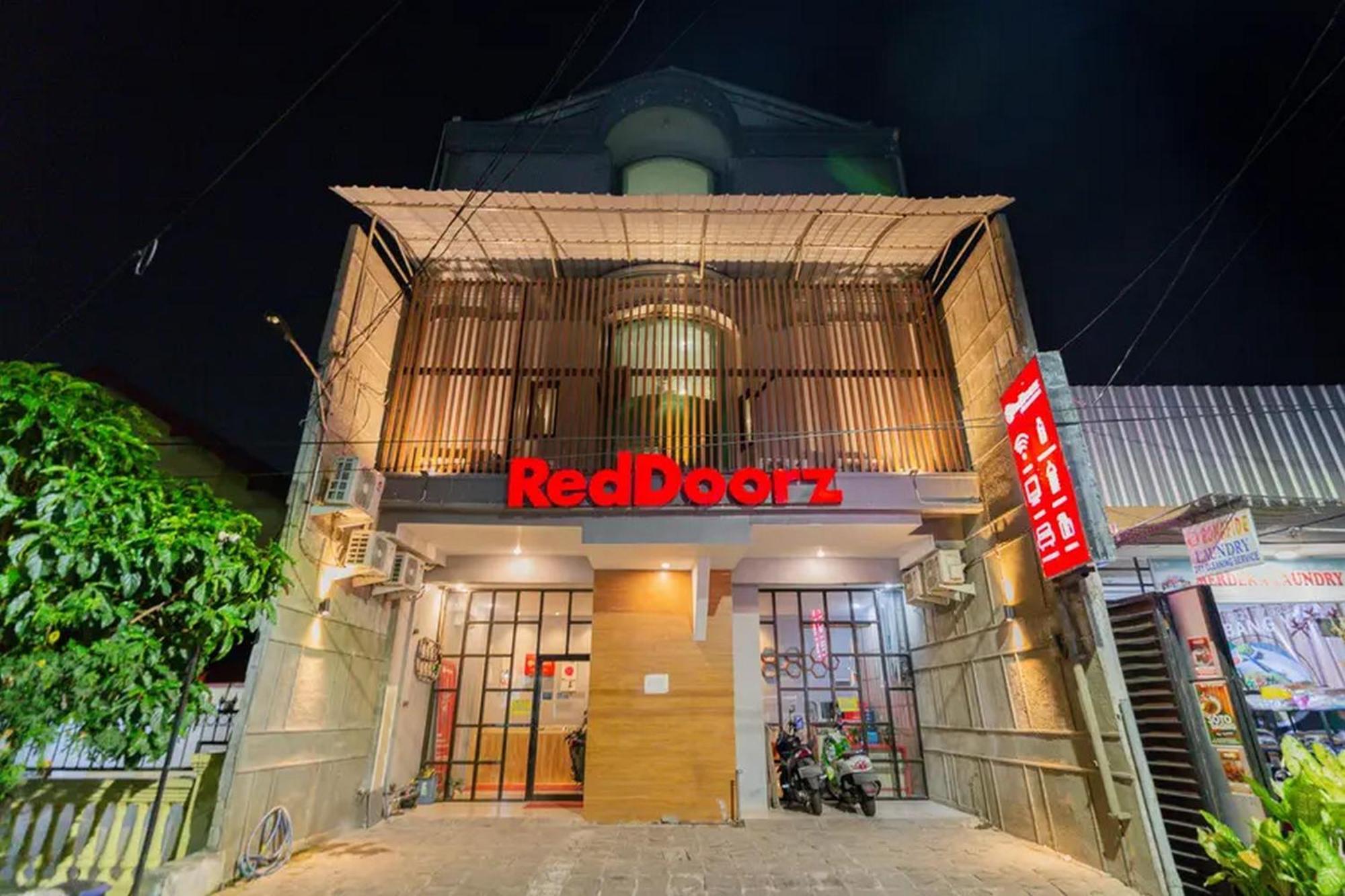 Reddoorz @ Manukan Sorabaya Extérieur photo