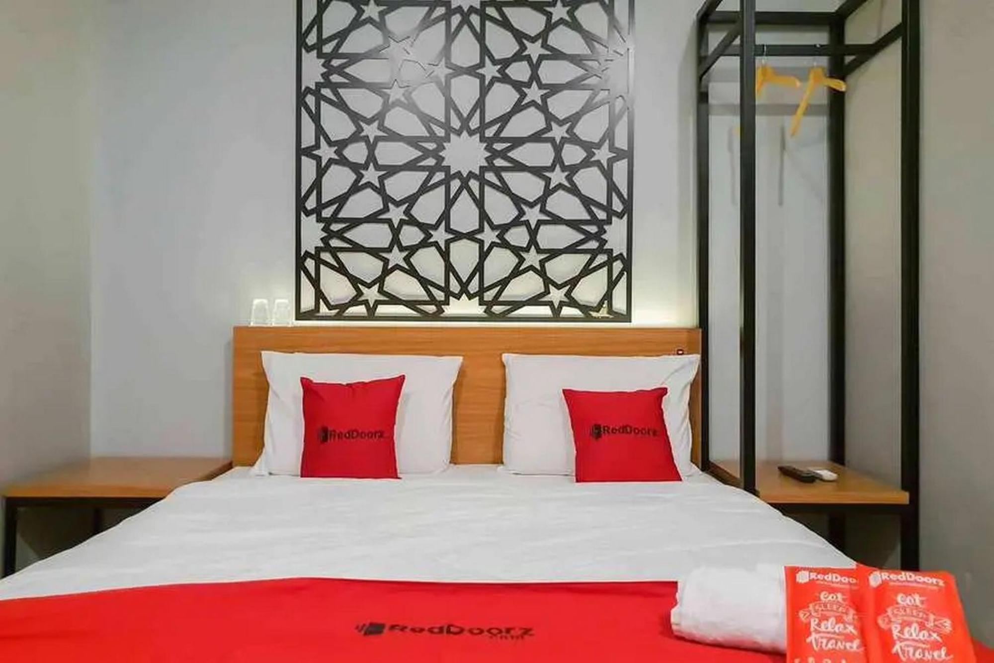 Reddoorz @ Manukan Sorabaya Extérieur photo
